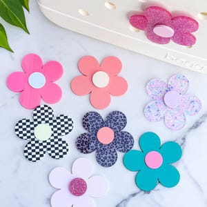 Custom Daisy Bogg Bag Charm: Personalized Bag Accessory