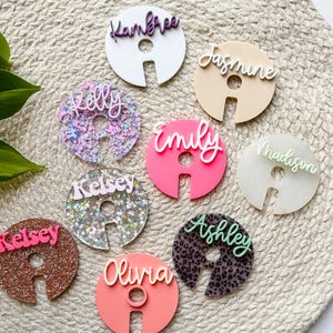 Personalized BrüMate Topper – Custom Acrylic Name Plate for BrüMate Tumblers – Gift for Her – BrüMate Accessory – Custom Cup Topper