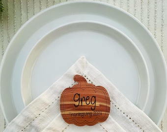 Personalized Thanksgiving Cedar Wood Pumpkin Name Sign: Table Setting