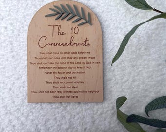 Wooden 10 Commandments Decor – Engraved Religious Wall Art (4x5 Inch)