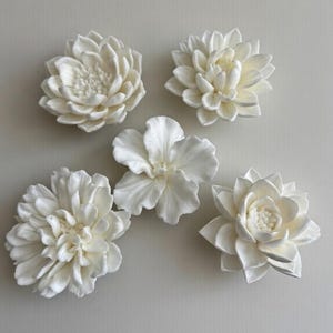 Ivory Resin Floral Wall Art Set, Sculptural White Flower Decor (Set of 5) image 2