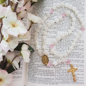 Flower Rosary, Rosary for Girls, First Communion Gift, Kids Rosary, Childrens Rosary, Rosary for Kids, Rosary for Child, Catholic Gift