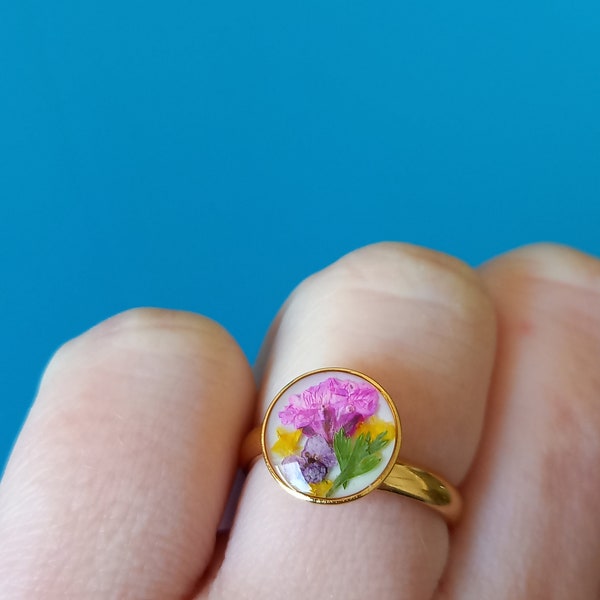 Bague résine et vraies fleurs séchées, bijoux résine, bohème et chic