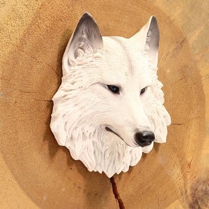 White Wolf Head Wall Decor Animal Figure Wall Art