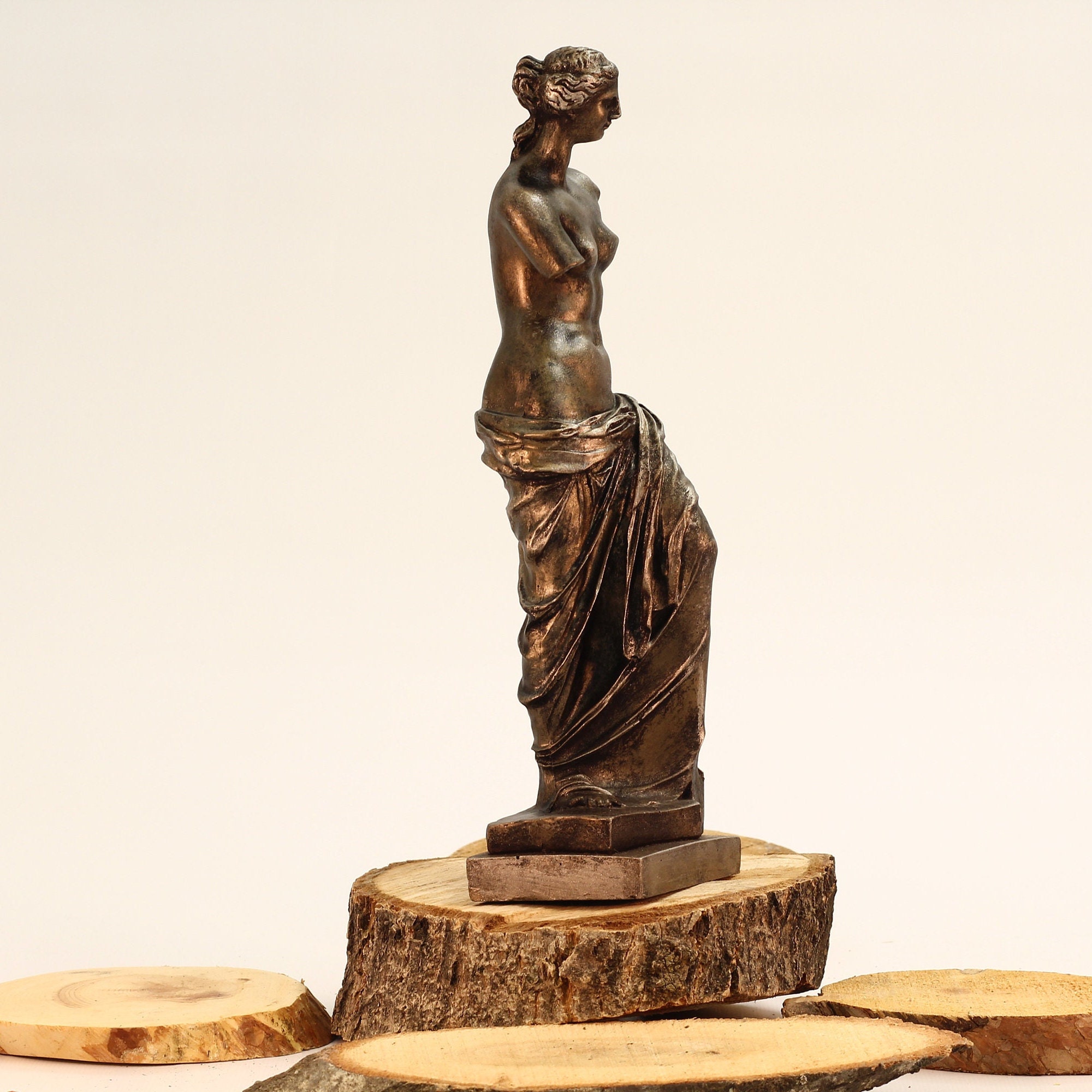 アフロディーテ像 - 11.8 インチ古代ギリシャの女神の彫刻 - Etsy 日本