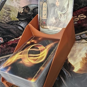 Combo de cartas para distribuir/descartar * Serve para cartas com capa de 63,5x88 * LOTR LCG * Mtg * Arkham Horror * Bloodborne * Game of Thrones * Pandemic *