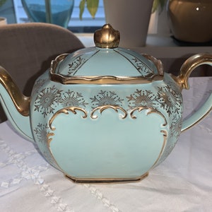 Vintage Signed Sadler Teapot