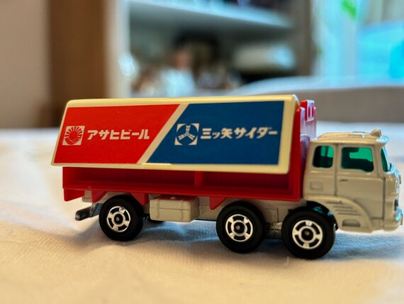 トミカ FUSO WING ROOF TRUCK (赤箱） ※プレミア付き Tomica Fuso Wing Roof Truck With Box #7 - Etsy