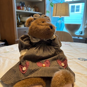 The Boyds Collection Emma Bear