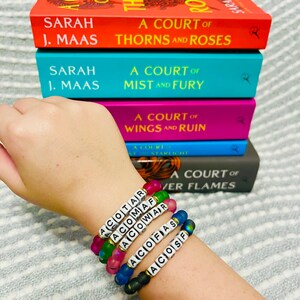ACOTAR inspirierte Armbänder, Freundschaftsarmbänder, Perlenarmbänder, Paare Armbänder, Ein Gericht der Dornen und Rosen, Ein Gericht des Nebels und der Wut