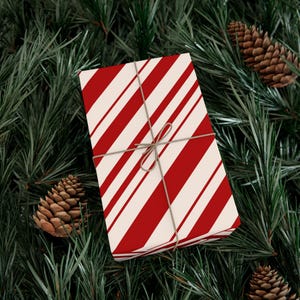 Candy Cane Gift Wrap, Red Christmas Gift Wrap, Striped Wrapping Paper, Red Eco Gift Wrap, Minimalist Gift Wrap, Holiday Kraft Paper