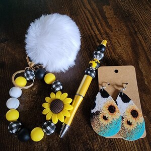 Sunflower Keychain and Pen bundle