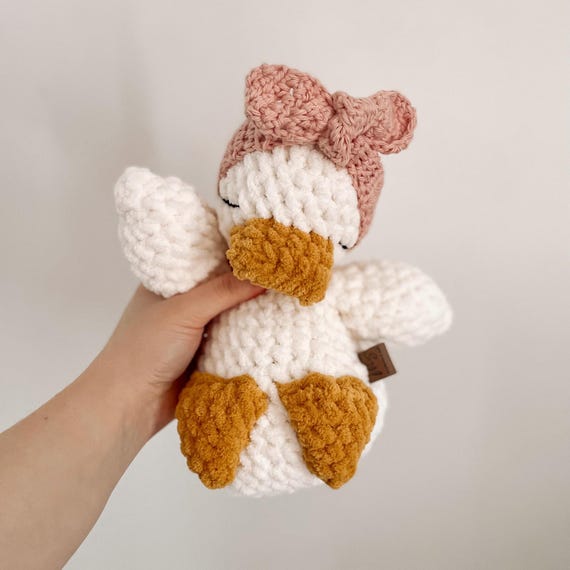 Duck Plushie | Stuffed Animal | Cozy Plushie | Della Duck | Crochet Custom Duck | Duck Stuffy | Made to Order | Baby Gift | Custom Plush
