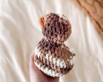 Gehaakte knuffel eend | Kinderkamerdecoratie | Cadeau kraamcadeau | Knuffel | Prop voor babyfotoshoot