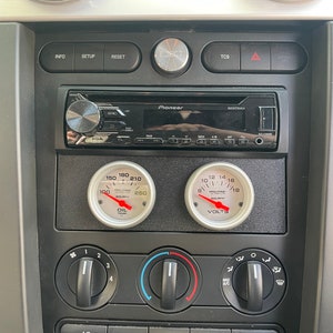 Single Din Radio / 2 Gauge Mount for  2005-2009 S197 Mustang