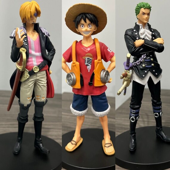 2024 new ONE PIECE All Series 10cm Roronoa Zoro Japanese Anime Cartoon  Action Figure Collection Model Toys for Children