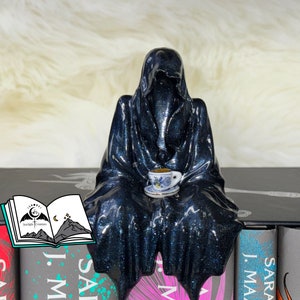 Suriel Figurine, OFFICIALLY LICENSED Suriel tea co, Acotar Suriel, Spill the tea, ACOTAR merch, booktok Dark Blue Mica