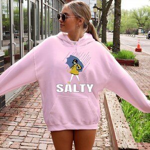 Salty Girl Hoodie: Retro Vintage Graphic Women’s Casual Pullover Bild 9