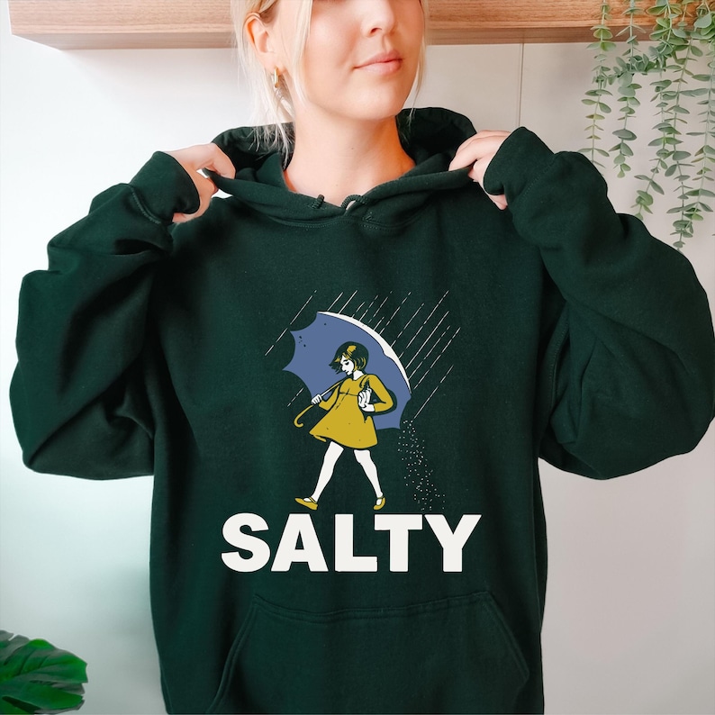 Salty Girl Hoodie: Retro Vintage Graphic Women’s Casual Pullover Bild 2