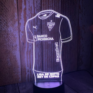 Lámpara de mesa LED 3D personalizada con la camiseta de fútbol de la Liga de Quito, ilusión 3D multicolor, regalo único para niños, regalo de Navidad