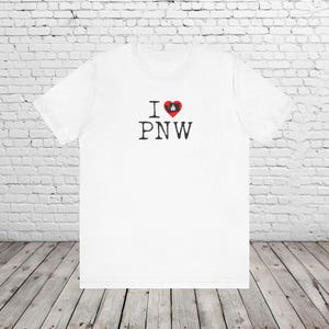 I Heart PNW- Short Sleeve Tee Unisex Jersey