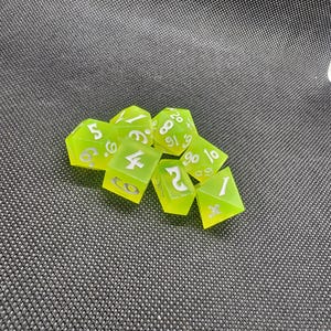 Polyhedral dice set