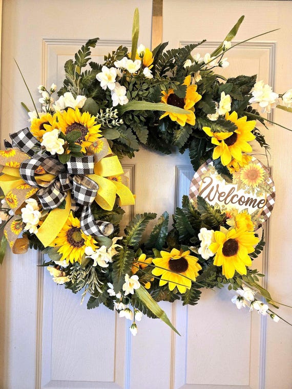 Sunflower Spring Wreath, timeless wreath that will amaze from spring into summer, created with bright and cheery sunflowers.