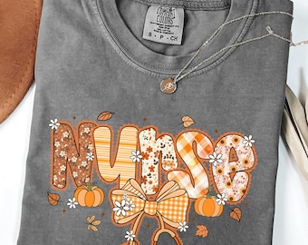 Fall Nurse Shirt, Floral Autumn Pumpkin Nurse, Cozy Seasonal Nurse Outfit for Work, Thanksgiving Medical Worker Appreciation,Comfort Colors®