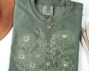 Comfort Colors® Vintage Pressed Flowers Shirt, Boho Cottagecore Shirt, Wildflowers Shirt, Gift for Gardener Floral Tee, Botanical Floral Tee