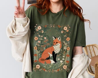Cute Flower Fox Shirt, Vintage Floral Cottagecore Shirt, Wildflower Meadow, Woodland Lover Gift for Her, Forestcore T-Shirt, Fairycore Shirt