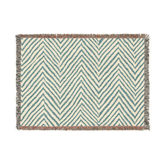 Garden Green Stylish Woven Blanket, Cozy Throw for Home Decor, Bohemian Bedding, Perfect Gift for Housewarming and Weddings, Calm Atmosphere