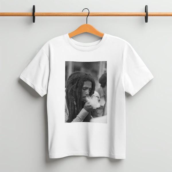 Bob marley shirt, tshirt merch festival , bob marley one love, bob marley graphic tee, gift for bob marley fan, vintage reggae tee unisex