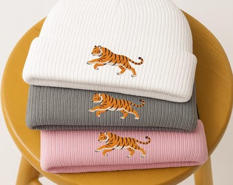 Embroidered Tiger Beanie, animal Lover Gift, Tiger Hat, Zoo Beanie, Animal Embroidery Winter Hat, Unisex Knit Beanie, Zoo Ranger Gift