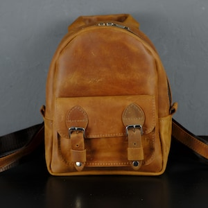 Personalized Handmade Leather Backpack for Women, Crazy Horse City Backpack, Compact Everyday Rucksack, Custom Gift, Travel Leather Bag