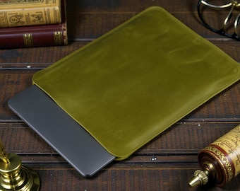Leather MacBook Sleeve – Laptop Sleeve Air Pro 13" 14" 15" 16" M1 M2 M3 – Personalized Handmade Leather Case – Custom Gift