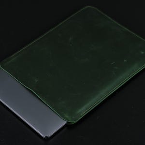 Custodia in pelle per MacBook – Custodia per laptop Air Pro 13", 14", 15", 16" M1, M2, M3 – Custodia in pelle personalizzata fatta a mano – Regalo personalizzato