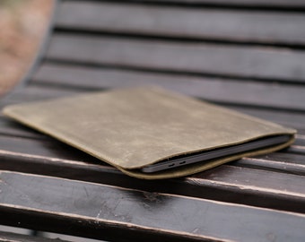 Funda para MacBook de cuero Crazy Horse personalizada y hecha a mano