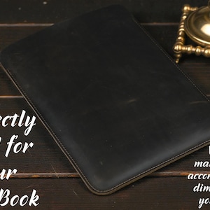 Funda de cuero para MacBook – Funda para portátil Air Pro de 13", 14", 15" y 16" M1, M2 y M3 – Funda de cuero personalizada y hecha a mano – Regalo personalizado imagen 4