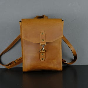 Personalized Handmade Leather Backpack for Women, Vintage Crazy Horse Leather Rucksack, Everyday Lightweight Bag, Custom Gift for Her