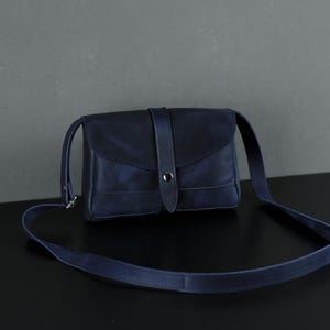 Personalized Leather Shoulder Bag for Women - Handmade Small Crossbody Purse - Real Leather Everyday Handbag - Gift for Her