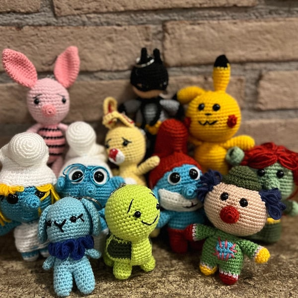 Tiny Cartoon Character Cute Keychains, Little Amigurumi Dolls, Crocheted Action Figures, Stuffed Animals and Plushies, Baby Shower Gifts