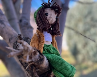 Juguete de muñeca bebé vestido de otoño para niñas, regalo de cumpleaños de muñeca de punto para niña pequeña, pequeña muñeca Amigurumi Plushie, muñecas suaves y rellenas hanmade