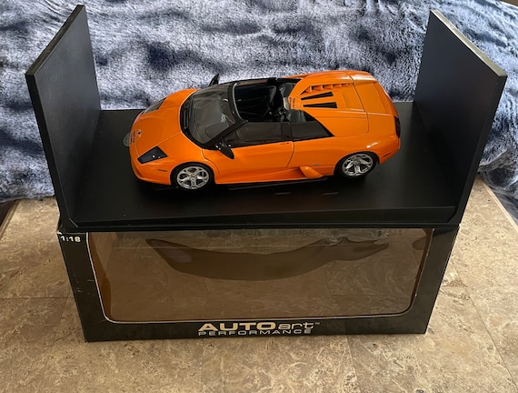 Vintage 1/18 AUTOART LAMBORGHINI Murcielago Roadster Concept