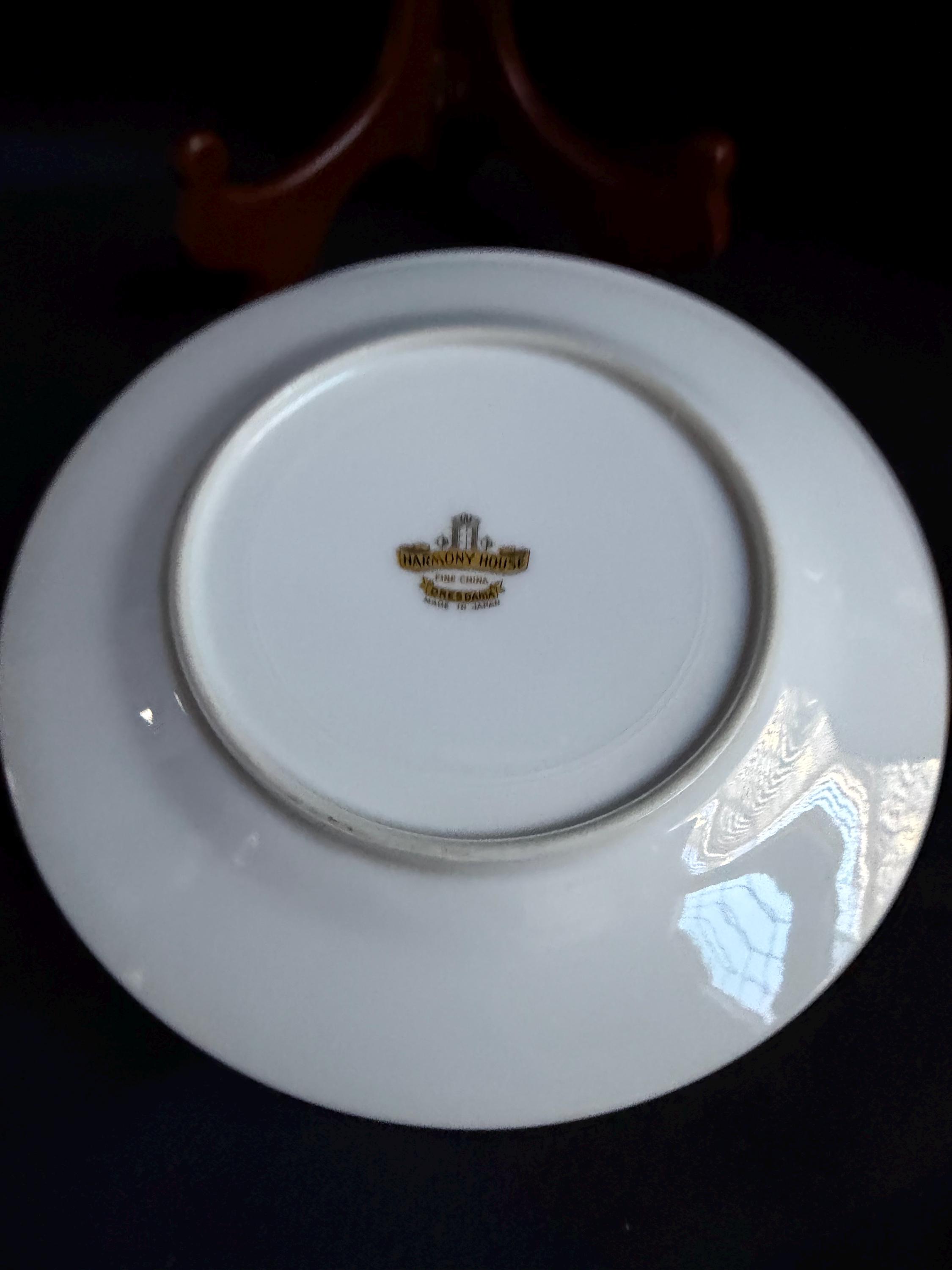 Harmony House Dresdania Fine China 7.5” Floral Plates Set of 8