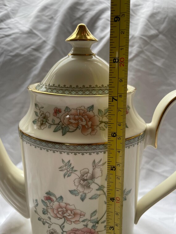 Minton Jasmine Coffee Pot Bone China With Floral Design - Elegant