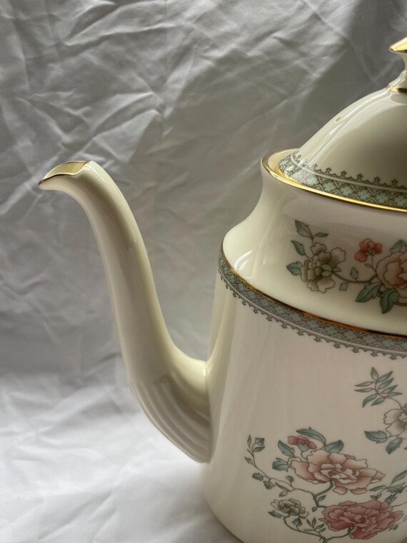 Minton Jasmine Coffee Pot Bone China With Floral Design - Elegant