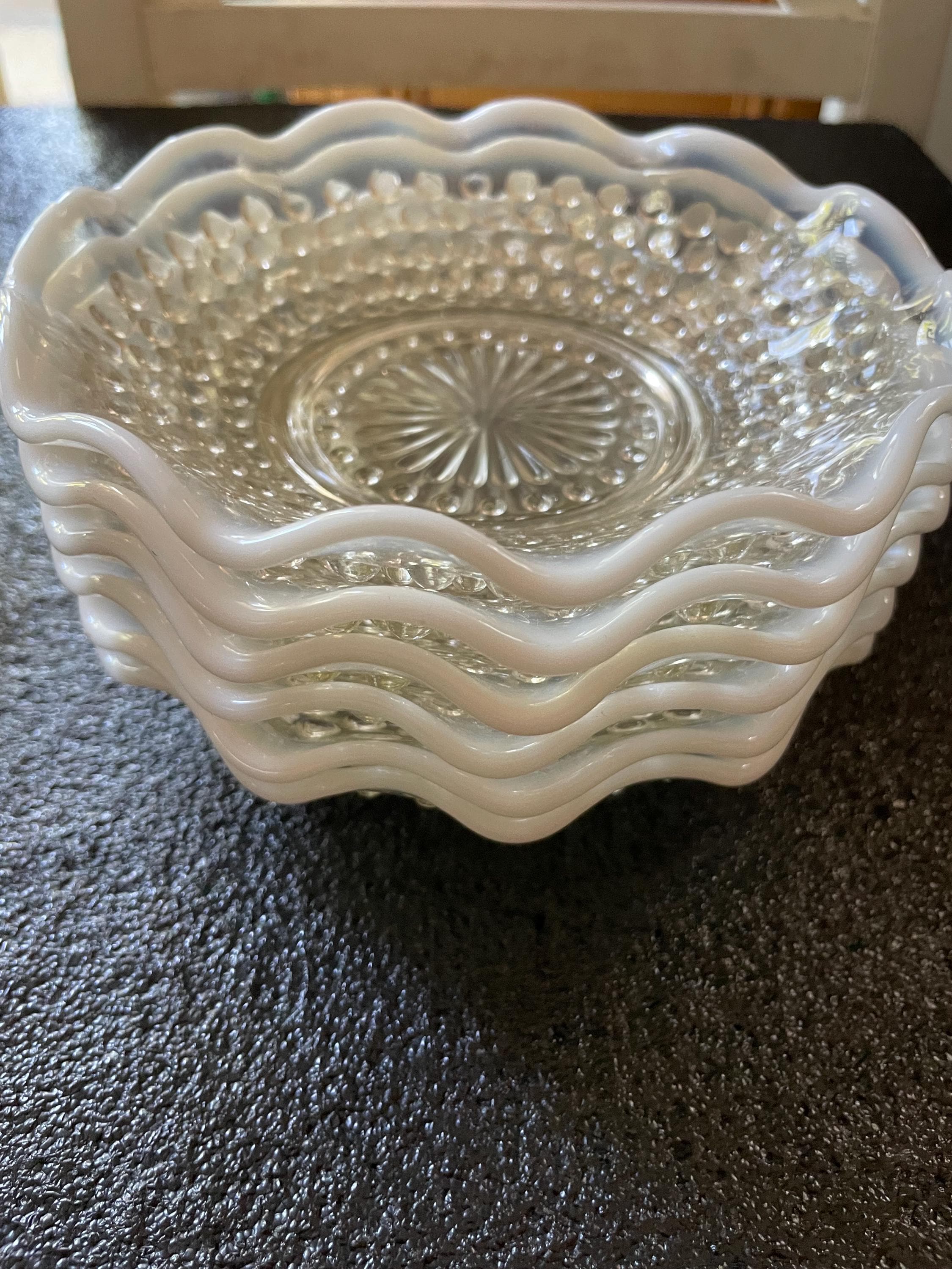 ヴィンテージ フェントン オパールセント ホブネイル ガラス ボウル