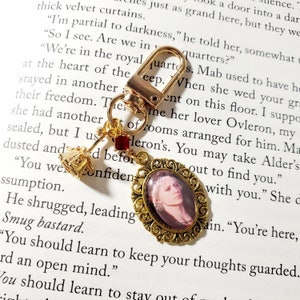 Baldur&#39;s Gate 3 Astarion Portrait Keychain