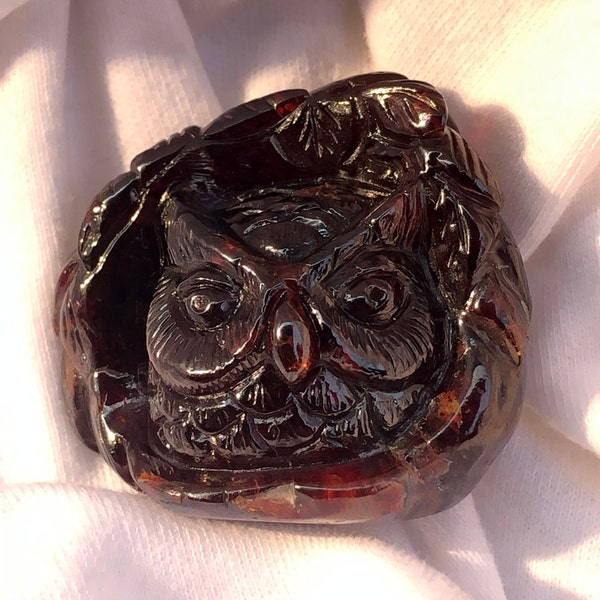 Natural Garnet Carved Owl,Reiki Healing,Owl Statue,Home Decoration,Crystal Collect,Crystal Gifts 1PC