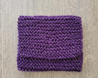 Bolso de mano pequeño de punto color morado y ciruela suave hecho a mano